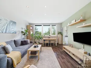 Prodej bytu 3+1, Olomouc - Neředín, Stiborova, 71 m2