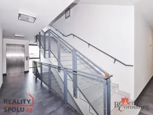 Pronájem bytu 1+kk, Praha - Libeň, Matějkova, 49 m2