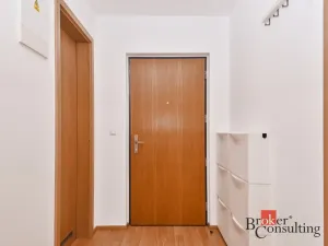 Pronájem bytu 2+kk, Praha - Libeň, Matějkova, 49 m2