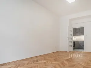 Pronájem bytu 1+1, Praha - Žižkov, Krásova, 32 m2