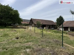 Prodej pozemku pro bydlení, Výrov - Hadačka, 1665 m2