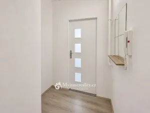 Pronájem bytu 1+1, Znojmo, Loucká, 40 m2