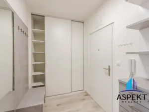 Pronájem bytu 1+kk, Praha - Stodůlky, Volutová, 52 m2