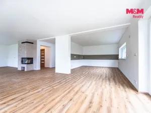 Prodej rodinného domu, Žižice - Osluchov, 248 m2
