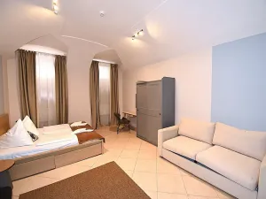 Prodej bytu 6+kk a větší, Praha - Nové Město, Hálkova, 224 m2