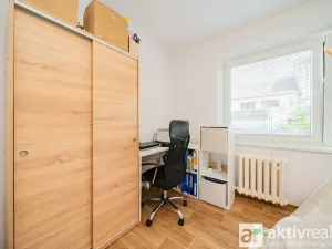 Prodej rodinného domu, Praha - Komořany, Nad teplárnou, 260 m2