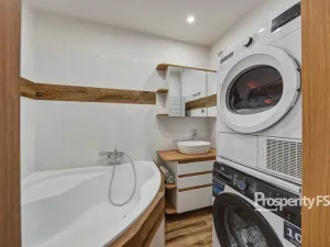 Prodej bytu 3+1, Česká Lípa, Dlouhá, 65 m2