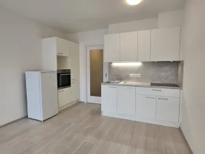 Pronájem bytu 1+kk, Praha - Háje, Výstavní, 38 m2
