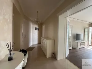 Pronájem bytu 3+kk, Karlovy Vary, Zeyerova, 134 m2