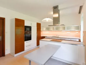 Pronájem kanceláře, Praha - Kunratice, Ke hrádku, 417 m2