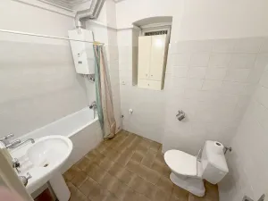Pronájem bytu 1+kk, Praha, Eliášova, 30 m2