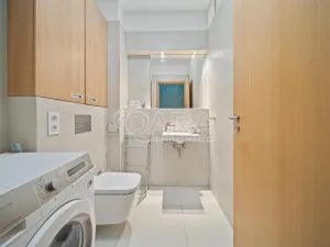 Prodej bytu 3+kk, Praha - Karlín, Za Karlínským přístavem, 88 m2