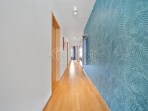 Prodej bytu 3+kk, Praha - Karlín, Za Karlínským přístavem, 88 m2