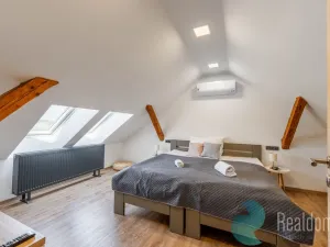 Prodej apartmánu, Sepekov, 953 m2