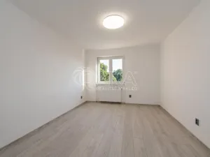 Pronájem bytu 2+1, Čerčany, Družstevní, 66 m2