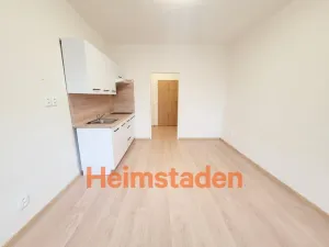 Pronájem bytu 1+kk, Havířov - Město, Vardasova, 22 m2