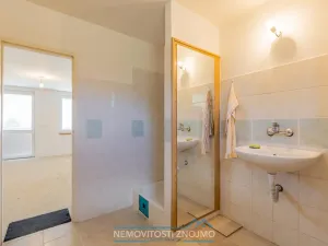 Prodej vinného sklepa, Pravice, 154 m2