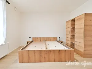 Pronájem bytu 1+1, Brno, Bubeníčkova, 25 m2