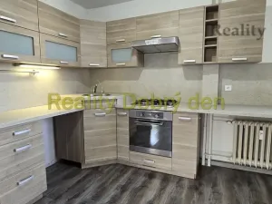 Prodej bytu 2+kk, Opava, Mařádkova, 57 m2