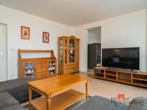 Prodej bytu 2+1, Praha - Suchdol, K Horoměřicům, 71 m2