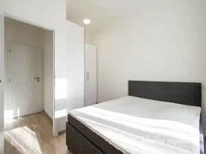 Pronájem bytu 2+kk, Praha - Smíchov, Jindřicha Plachty, 40 m2