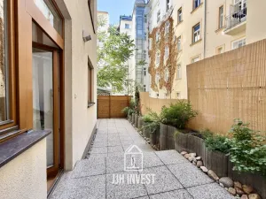 Pronájem bytu 2+kk, Praha - Vinohrady, Lublaňská, 57 m2