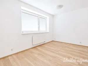 Prodej bytu 1+kk, Brno - Žebětín, Přírodní, 32 m2