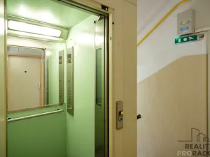 Pronájem bytu 1+1, Olomouc, Na Bystřičce, 31 m2