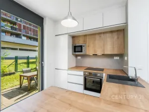 Pronájem bytu 4+kk, Praha - Prosek, Žitenická, 99 m2