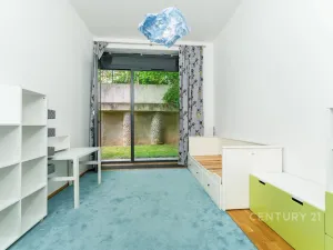 Pronájem bytu 4+kk, Praha - Prosek, Žitenická, 99 m2