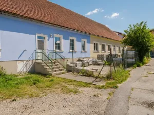 Prodej obchodního prostoru, Kamenice, 1737 m2