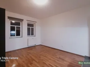 Pronájem bytu 1+kk, Praha - Vysočany, Freyova, 22 m2