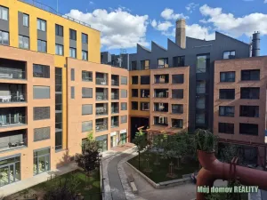 Pronájem bytu 1+kk, Praha - Smíchov, U Lihovaru, 31 m2