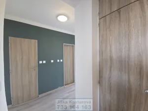 Pronájem bytu 3+1, Krnov - Pod Bezručovým vrchem, K. Čapka, 83 m2