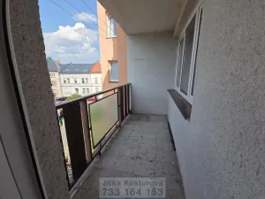 Pronájem bytu 3+1, Krnov - Pod Bezručovým vrchem, K. Čapka, 83 m2
