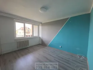 Pronájem bytu 3+1, Krnov - Pod Bezručovým vrchem, K. Čapka, 83 m2