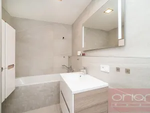 Pronájem bytu 4+kk, Praha - Košíře, Pod Kavalírkou, 97 m2