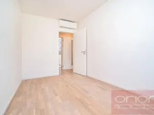 Pronájem bytu 4+kk, Praha - Košíře, Pod Kavalírkou, 97 m2