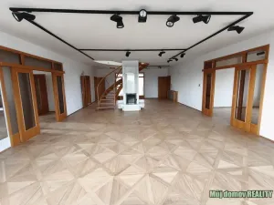 Pronájem vily, Praha - Smíchov, Nový Zlíchov, 801 m2