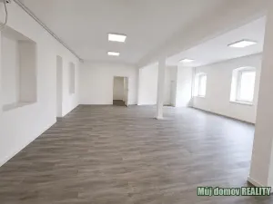 Pronájem vily, Praha - Písnice, 1300 m2
