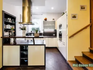 Pronájem vily, Praha - Písnice, 1300 m2
