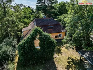 Prodej rodinného domu, Vysoký Chlumec, 190 m2