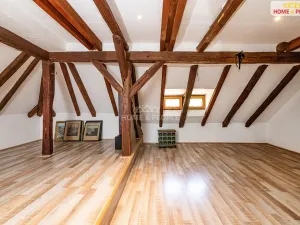 Prodej rodinného domu, Vysoký Chlumec, 190 m2