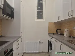 Pronájem bytu 1+1, Praha - Nové Město, Hálkova, 31 m2