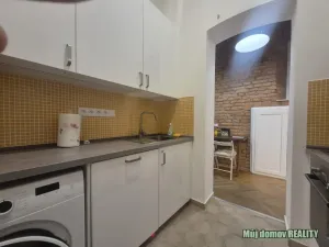 Pronájem bytu 1+1, Praha - Nové Město, Hálkova, 31 m2