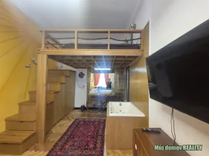 Pronájem bytu 1+1, Praha - Nové Město, Hálkova, 31 m2