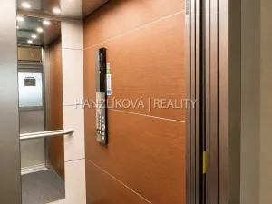 Prodej bytu 3+1, České Budějovice - České Budějovice 2, Otavská, 76 m2