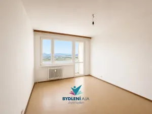 Pronájem bytu 2+1, Krupka, Karla Čapka, 62 m2