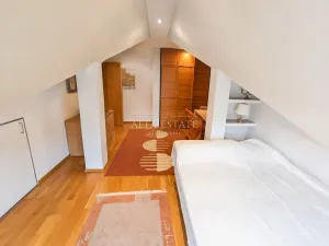 Prodej bytu 3+1, Karlovy Vary, Raisova, 110 m2