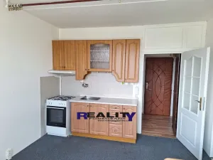 Pronájem bytu 1+1, Podbořany, Sídliště Míru, 37 m2